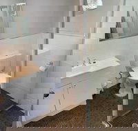 Paringa Hotel Motel - Tourism Gold Coast