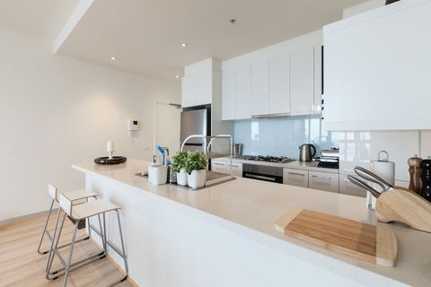 LENA, 2BDR Southbank Apartment - Tourism Gold Coast 2