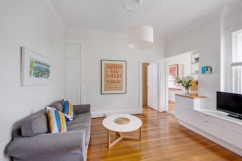 My Sydney Apartment Elizabeth Bay By Kate - Tourism Gold Coast 0