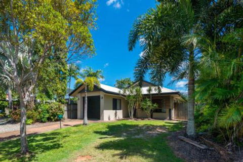 Cable Cottage Holiday Home - Tourism Gold Coast 2