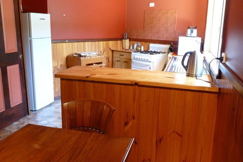 Wrenwood Chalets - Tourism Gold Coast 5