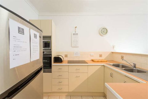 2br Amazing Beach House - Tourism Gold Coast 5