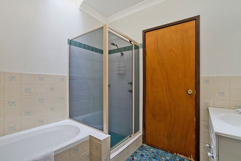 Centennial Terrace Apartments - Tourism Gold Coast 7