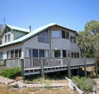 Snowgums on the Lake - Gold Coast