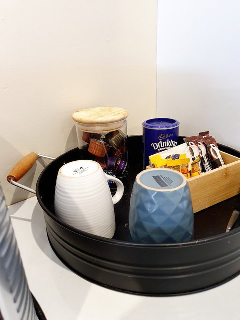 Royal Hotel West Wyalong - Tourism Gold Coast 2