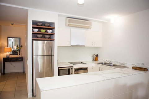 2121 Family Holiday Apartment - Tourism Gold Coast 3