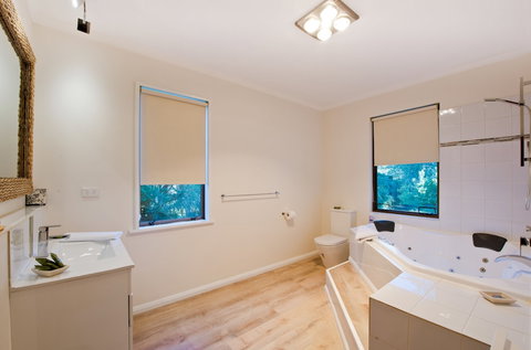 Parnella Kettering - Tourism Gold Coast 4