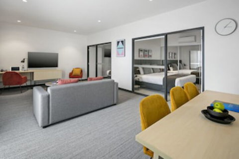 Quest Notting Hill - Tourism Gold Coast 0