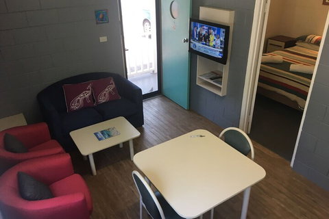 Esperance Central Accommodation - Tourism Gold Coast 3