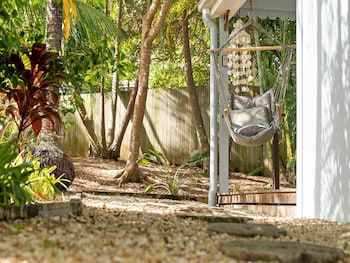 A PERFECT STAY - San Juan Surfers Cottage - Tourism Gold Coast 0