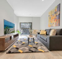 New Luxury Manhattan style in heart of CBD - Tourism Gold Coast