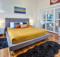 Heliconia 10 Newly Renovated House - Tourism Gold Coast