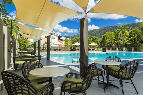 Tranquil Waters - Luxury In Oceans Edge - Tourism Gold Coast 2