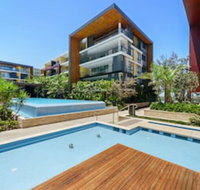 Deluxe Retreat in the Centre of Convenience - Tourism Gold Coast