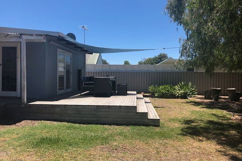 Barefoot Beach Cottage - Gold Coast 1