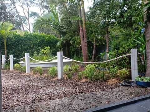 The Boathouse A 3 Bedroom House - Tourism Gold Coast 5