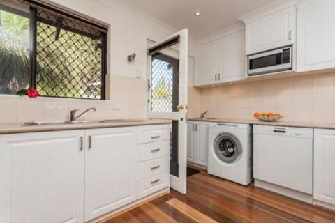 Attadale Excutive Villa - Tourism Gold Coast 3