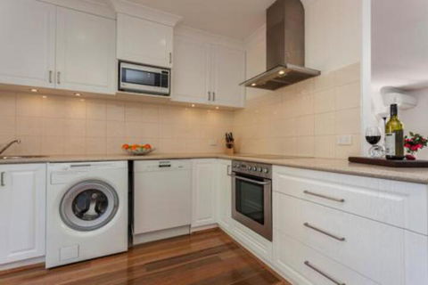 Attadale Excutive Villa - Tourism Gold Coast 2