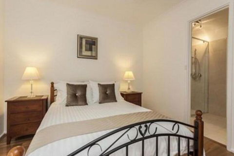 Attadale Excutive Villa - Tourism Gold Coast 4