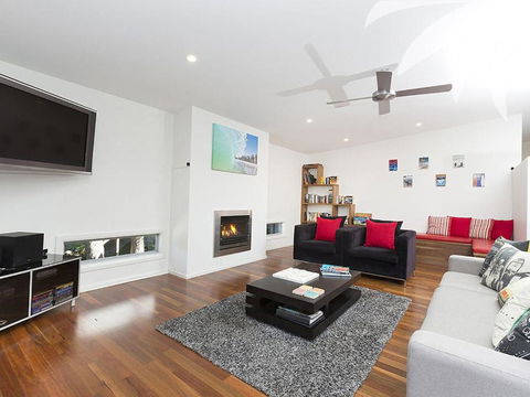 Akama - Tourism Gold Coast 6