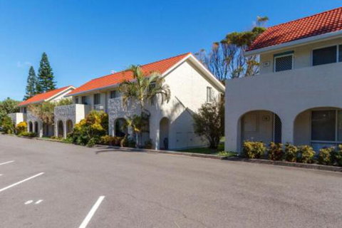 Villa Manyana 09 - Tourism Gold Coast 0