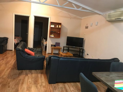 Sabai Accommodation - Gold Coast 4