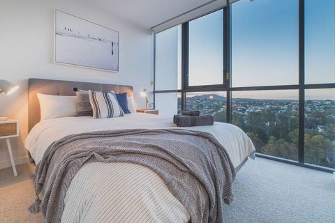 2 Bed Brisbane Resort Apartment - Tourism Gold Coast 1