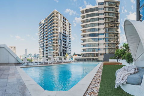 2 Bed Brisbane Resort Apartment - Tourism Gold Coast 7
