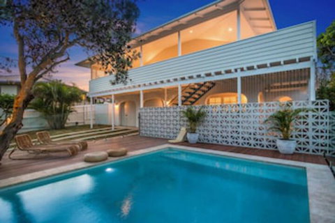 Castaway On Tallows - Tourism Gold Coast 0