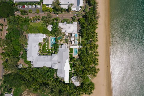 Belle Escapes - Absolute Beachfront Apartment In Alamanda Resort 21 - Tourism Gold Coast 0