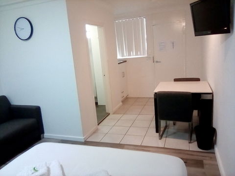 Appin Village Motel - Tourism Gold Coast 4