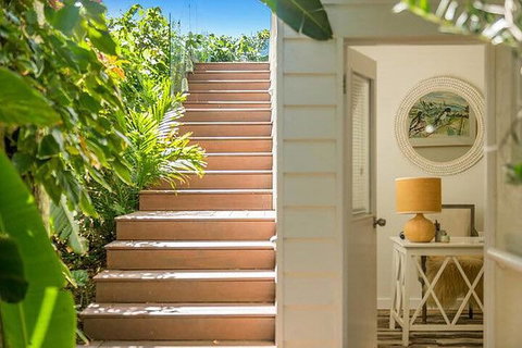 Your Luxury Escape - The White House - Tourism Gold Coast 2