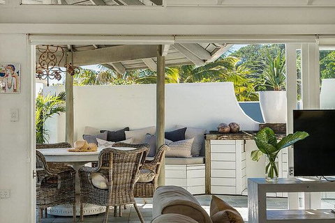 Your Luxury Escape - The White House - Tourism Gold Coast 7