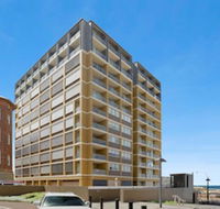 Beau Monde Apartments Newcastle - The York - Tourism Gold Coast