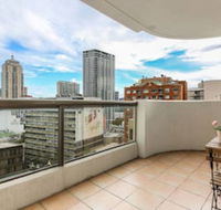 Amazing Location Cozy Stay with Parking - Tourism Gold Coast