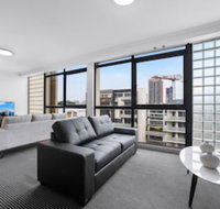 Stylish  Spacious Apt with Double Living Room - Gold Coast