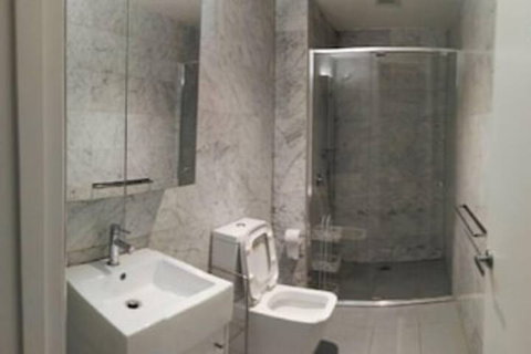 Notting Hill Apartment - Tourism Gold Coast 4