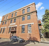 BOUTIQUE STAYS - Loft on Rose - Tourism Gold Coast
