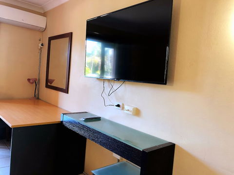 Central Jetty Motel - Tourism Gold Coast 5