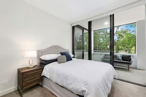 Stylish Lux Home With Hotel Grade Cleanliness - Tourism Gold Coast 4