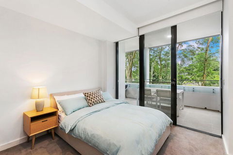 Stylish Lux Home With Hotel Grade Cleanliness - Tourism Gold Coast 3