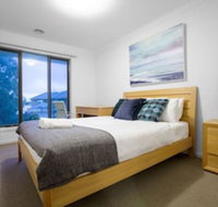 104 Sanctuary Lake Donatella Retreat - Tourism Gold Coast