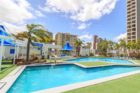 L5 Surfers Paradise Apartment - Tourism Gold Coast 3