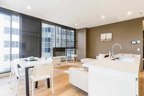 Fabulous City 2 BDR Apt In New Building - Tourism Gold Coast 0
