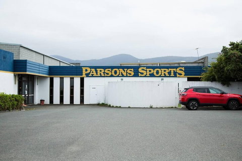 Two Bedroom Gem Short Drive To MONA - Gold Coast 1