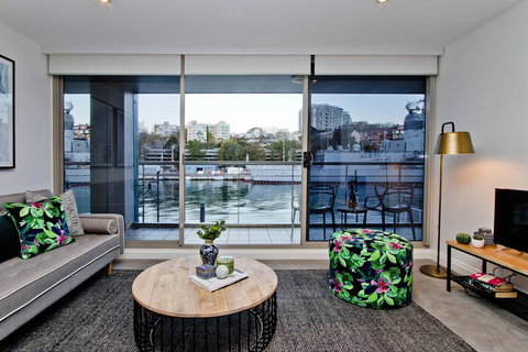 Absolute Sydney Harbour Front Luxury With Parking - Tourism Gold Coast 6