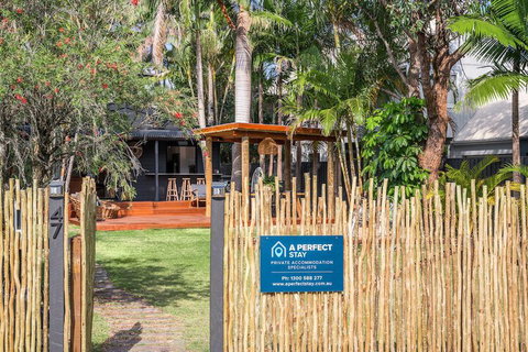 A PERFECT STAY - 3 Salty Sisters - Tourism Gold Coast 2