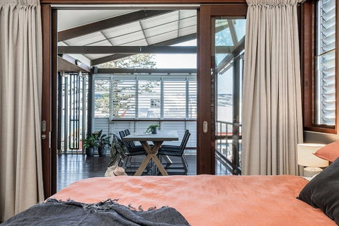 Your Luxury Escape - On The Bay 2 - Tourism Gold Coast 4