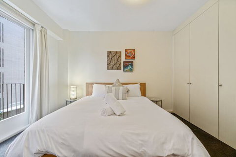 HomeHotel Urban Retreat In Secure Boutique Block - Tourism Gold Coast 1