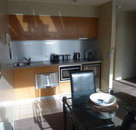 Flinders Lane Holiday Apartments - Gold Coast
